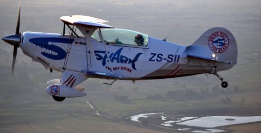 Pitts Special in flight 101