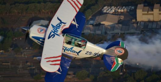 Pitts Special in flight 193